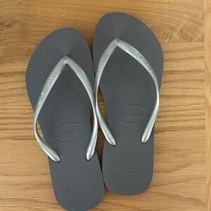 Havaianas Slim Silver Flip Flops